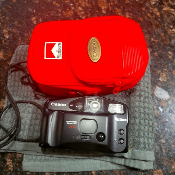 35 mm Cannon Camera - Picture 1 of 2